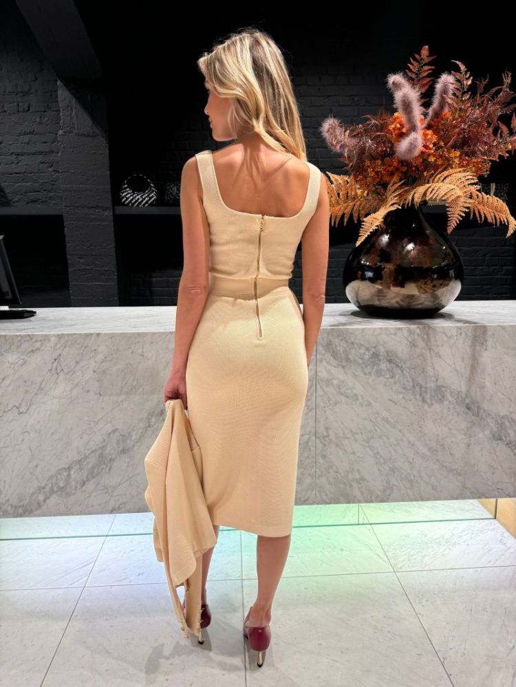  045 BEIGE