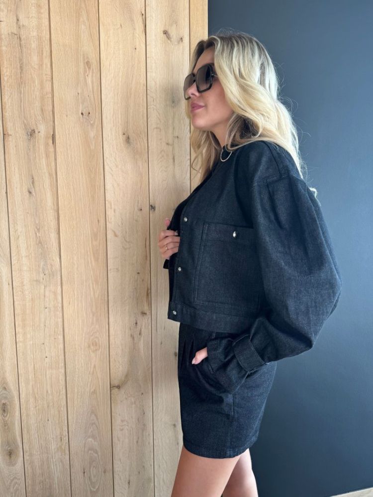  DARK INDIGO