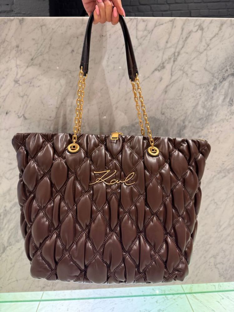  A165 DK CHOCOLA
