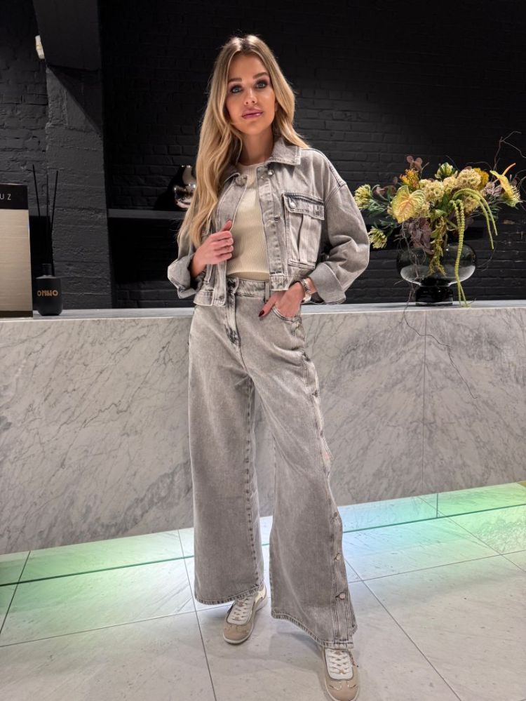  MIXED GREY