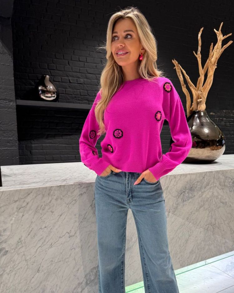  SASSY PINK