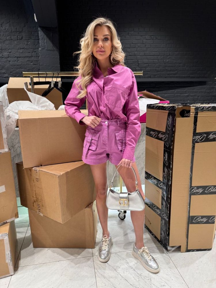 FUCSIA