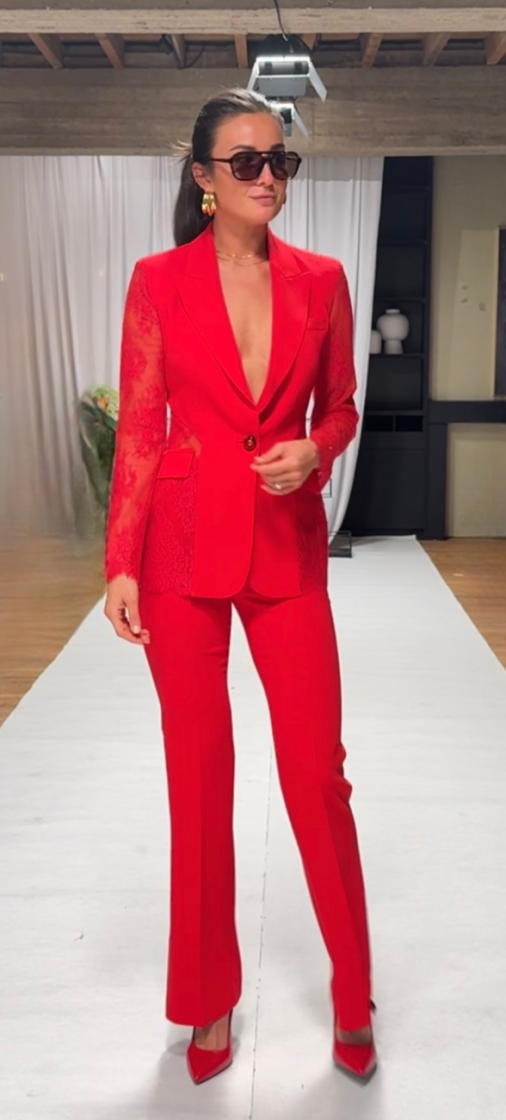 104675-A2DK R49 BRIGHT RED