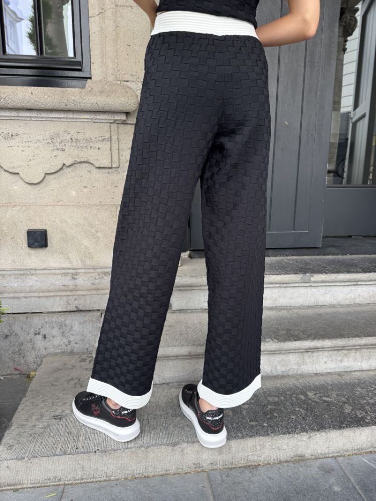  999 BLACK