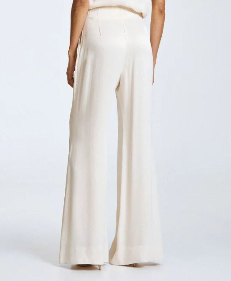  OFFWHITE