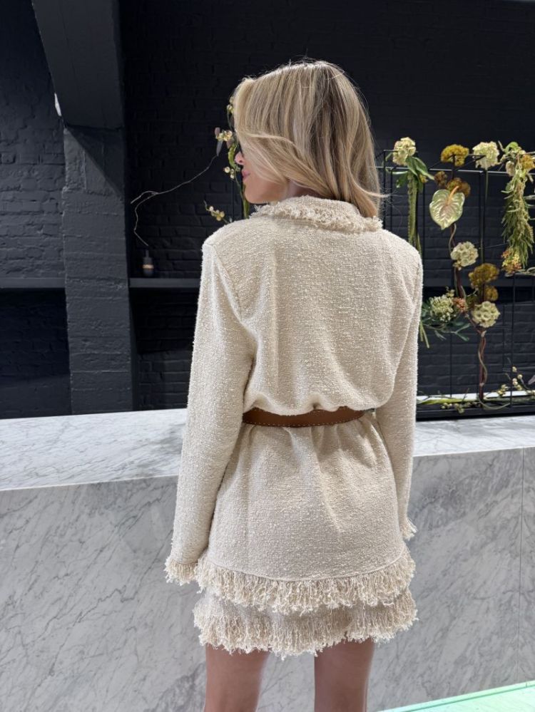  193 BEIGE