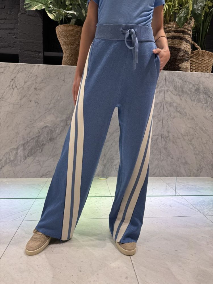  F16