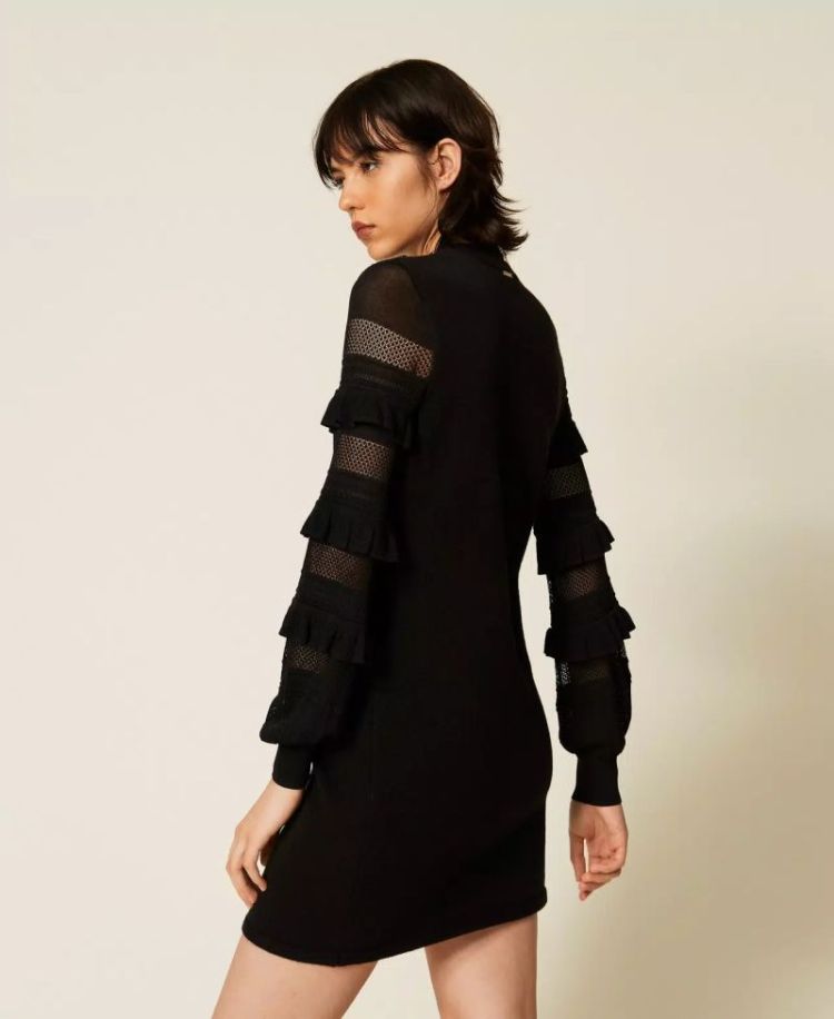  006BLACK