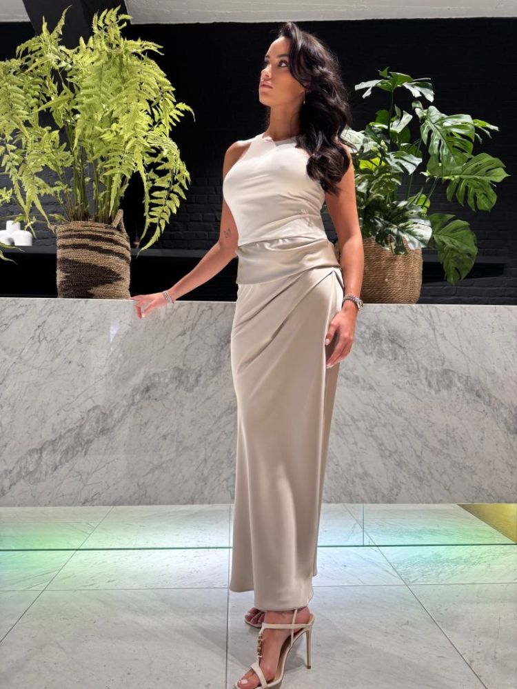  WARM IVORY