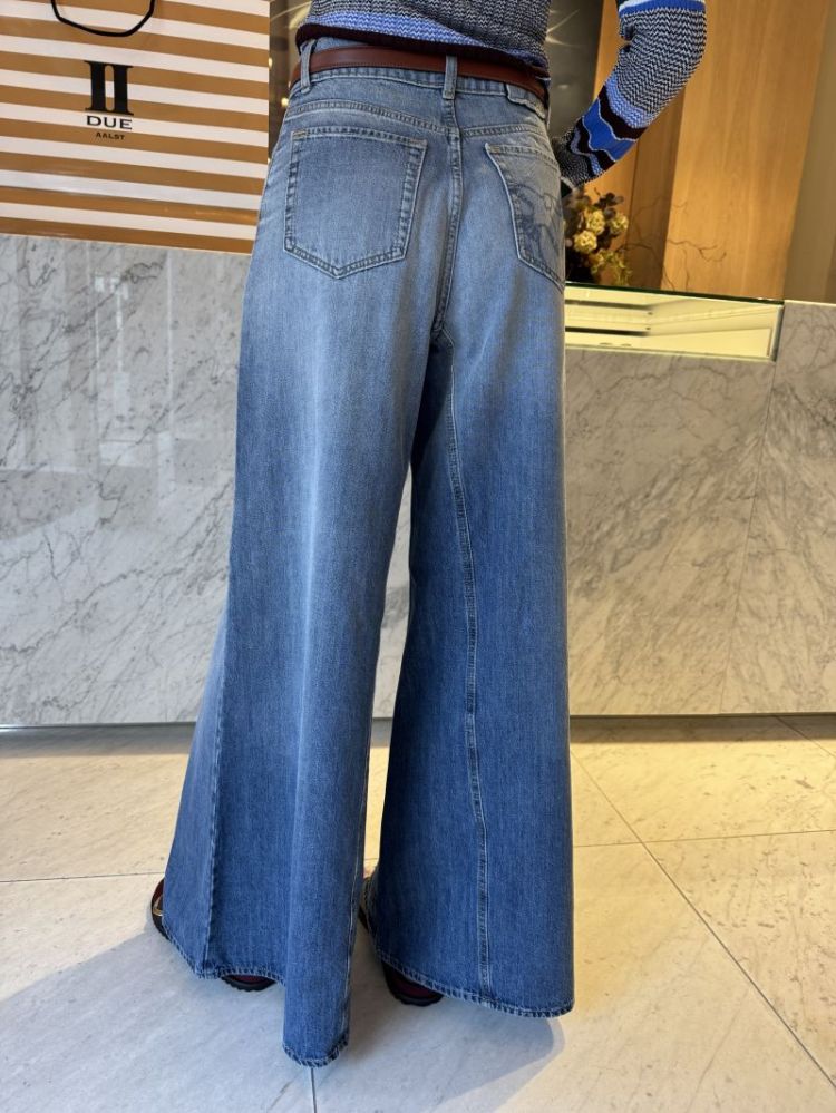 DENIM