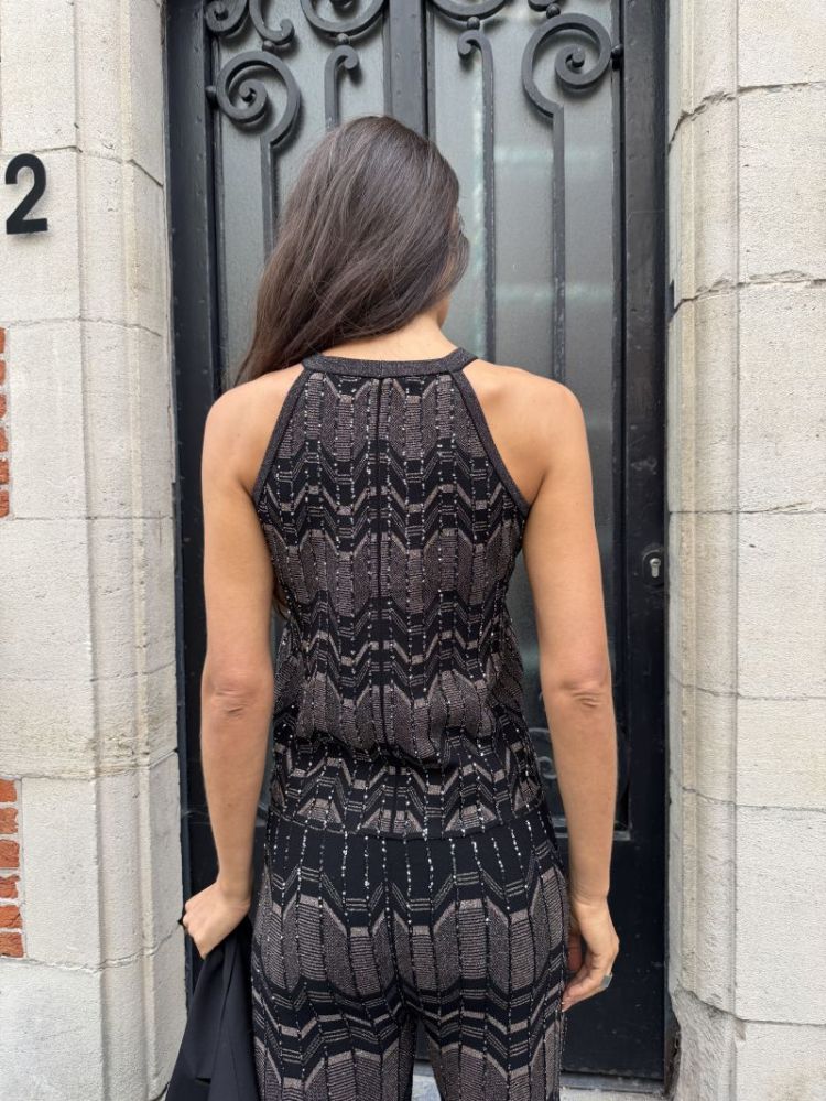  29N/C