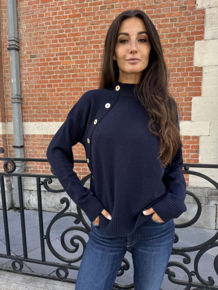  202 NAVY